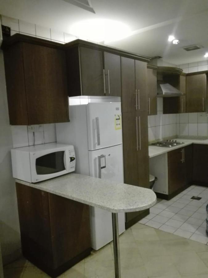 Sixty Three Hotel Suites Эр-Рияд Экстерьер фото